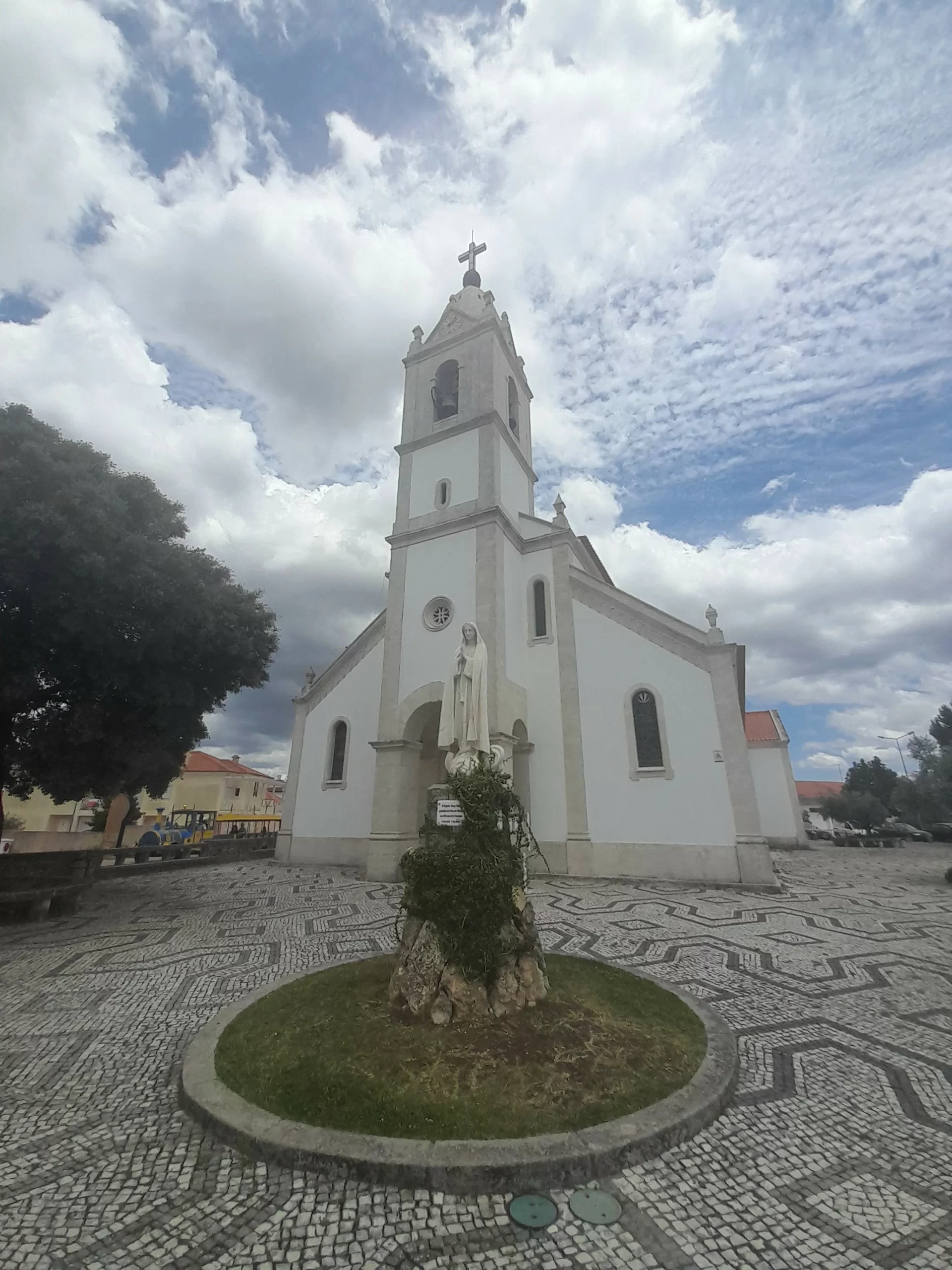 Igreja Paroquial de Fátima